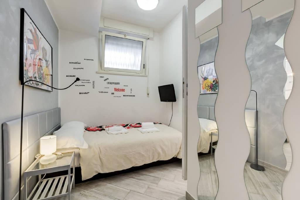 Apartment Rome Apartment With Terrace Autonomous Rom